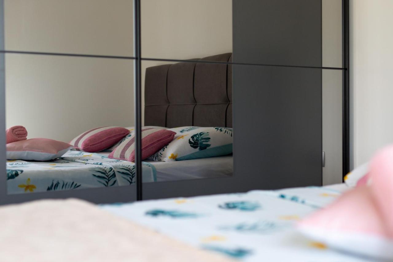 Apartman Nikol Kastela Exterior photo